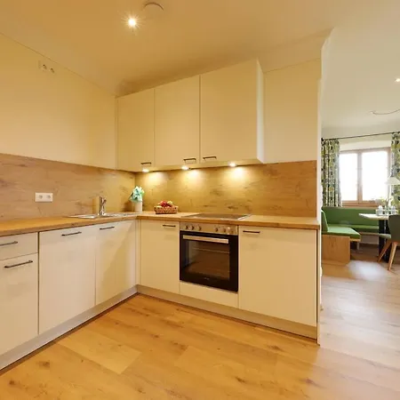 Reisach Apartment *